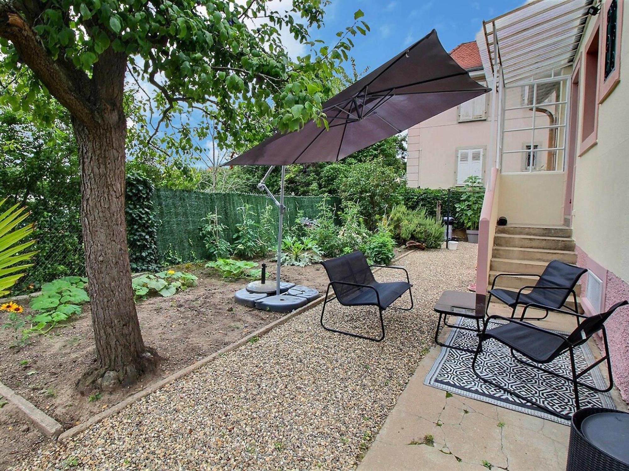 Apartment Renove A Avec Jardin Et Terrasse - Fr-1-722-11